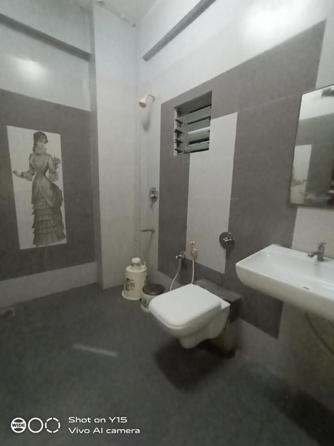 Shree Hotel Shivdhara Somnāth Esterno foto
