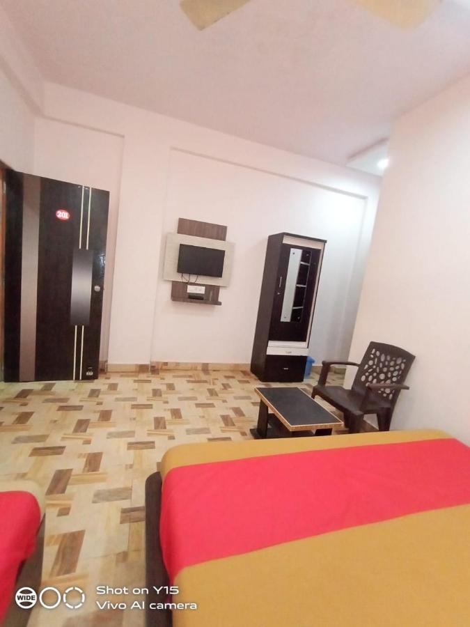 Shree Hotel Shivdhara Somnāth Esterno foto