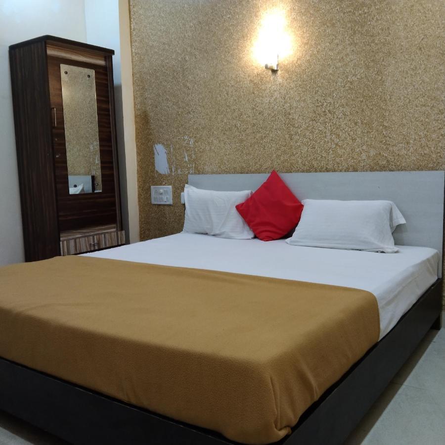 Shree Hotel Shivdhara Somnāth Esterno foto