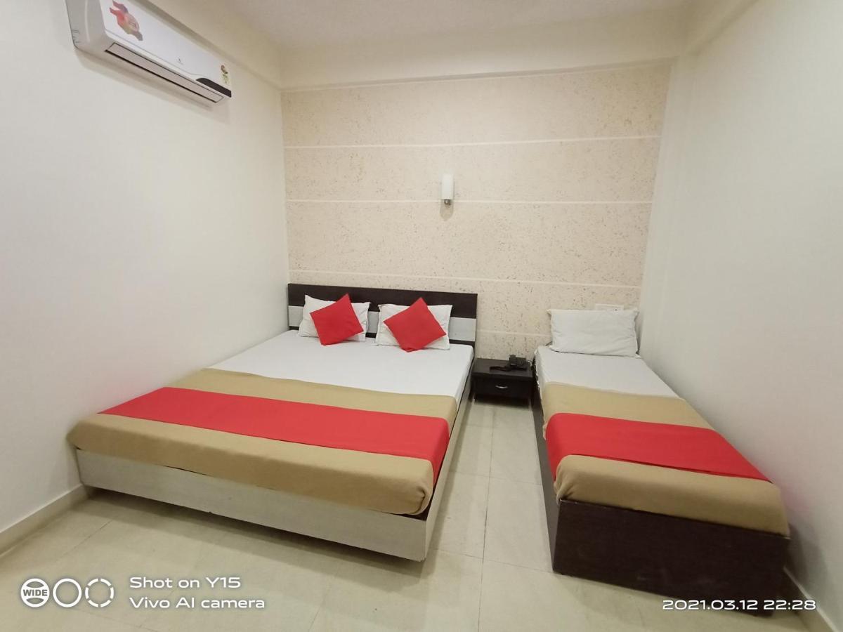 Shree Hotel Shivdhara Somnāth Esterno foto